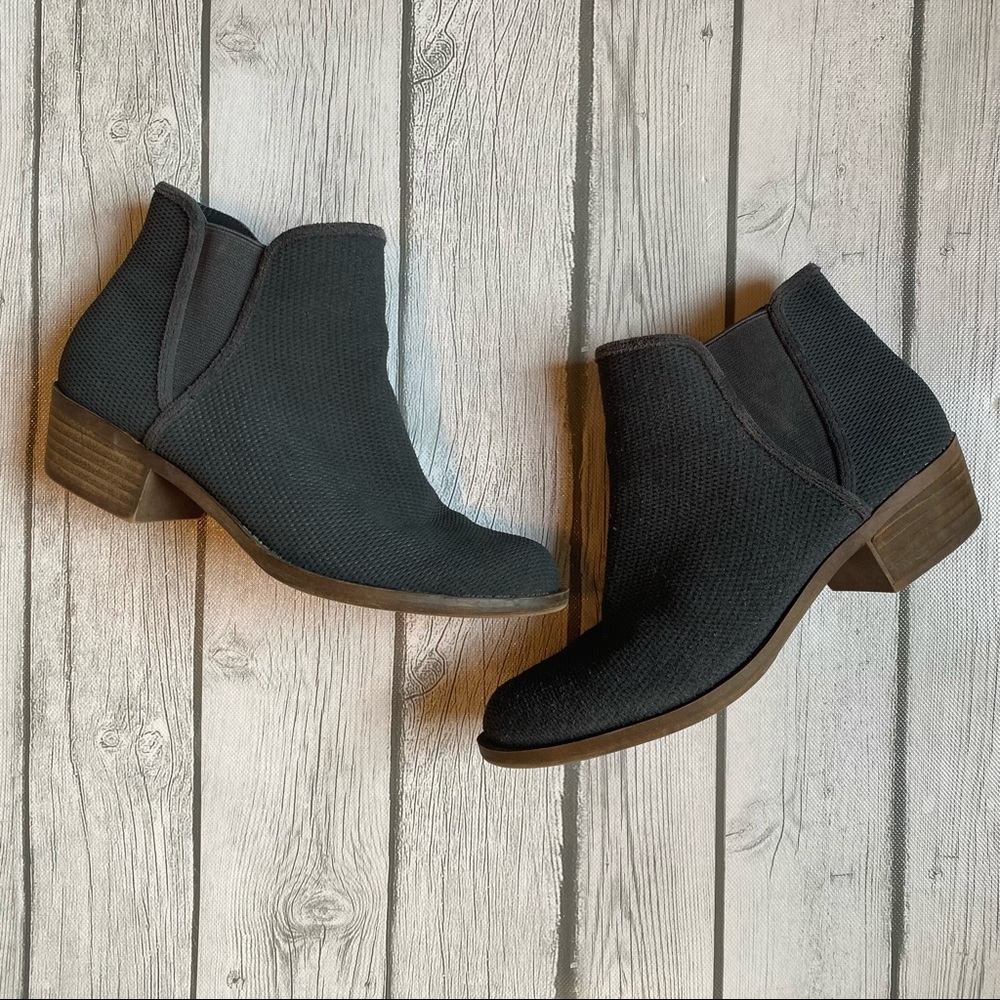 Kenzie Boots Blue Gray Color Faux Suede Size 8